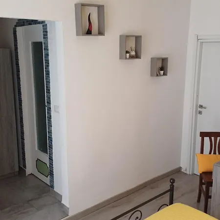 A Casa Di Erica לינה וארוחת בוקר סורנטו